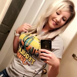 Meet your Posher, Candice